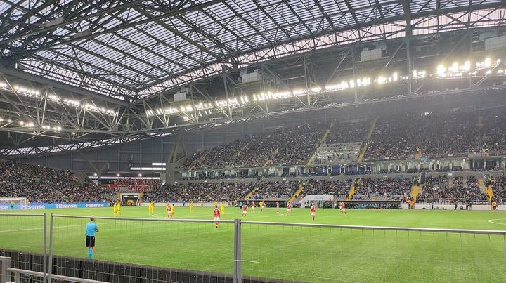 阿根廷总统：马岛是阿根廷的，标语事件最坏情况FIFA罚款3万美元（封面配图）